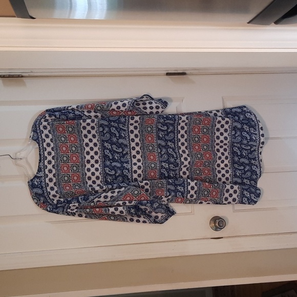 Hummingbird Ruana Purchased from Stitch Fix - Picture 4 of 4